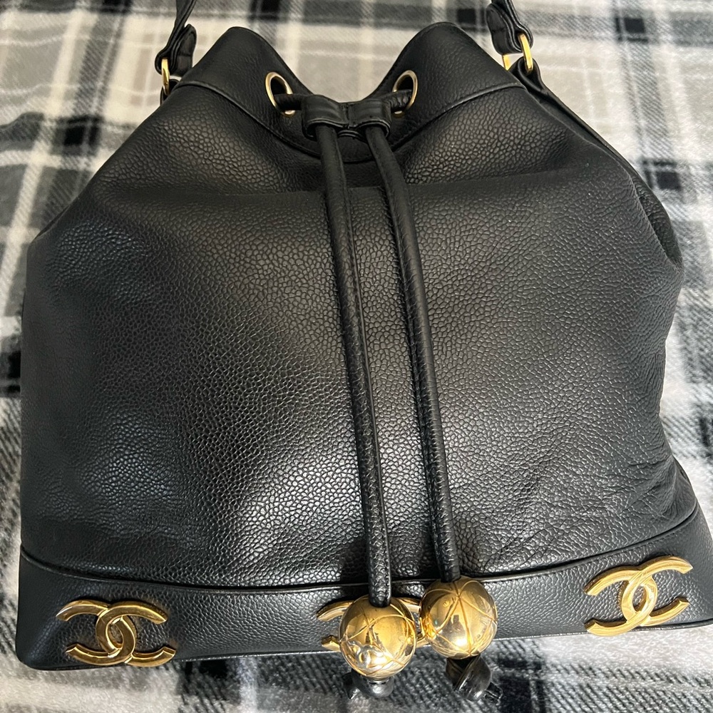 CHANEL Black Leather Shoulder Bag with Gold Accents